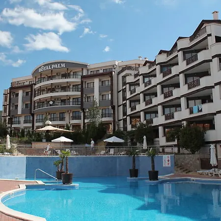 מלון דירות Royal Palm 2*