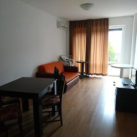 Aparthotel Royal Palm 2*