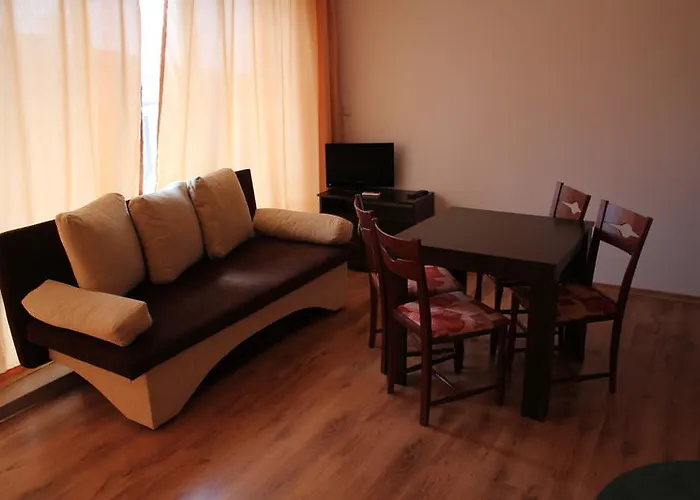 Aparthotel Royal Palm 2*