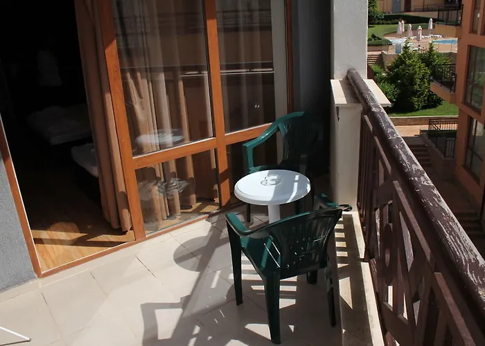 Aparthotel Royal Palm 2*