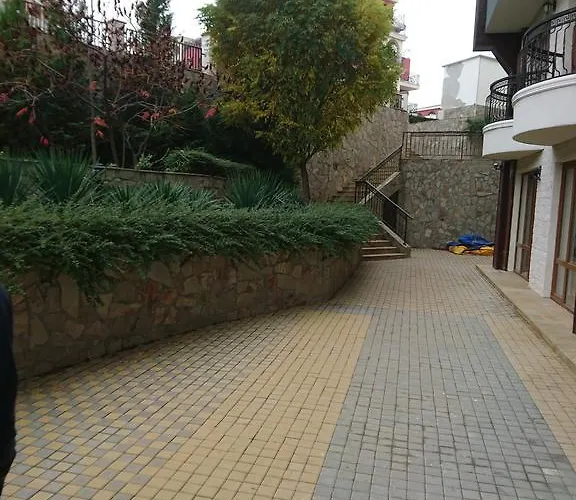 Aparthotel Royal Palm 2*