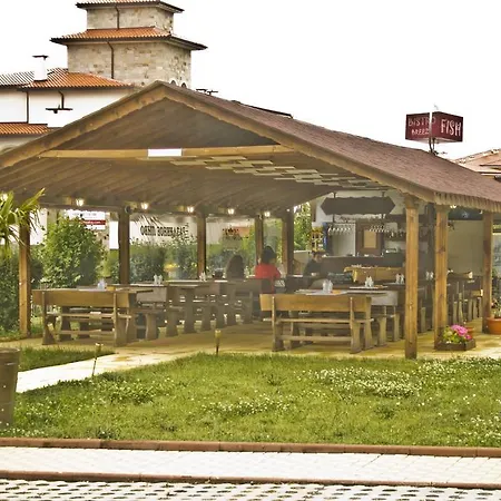 アパートホテル Royal Palm