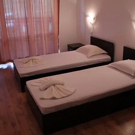 アパートホテル Royal Palm 2*