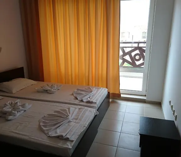 Aparthotel Royal Palm 2*